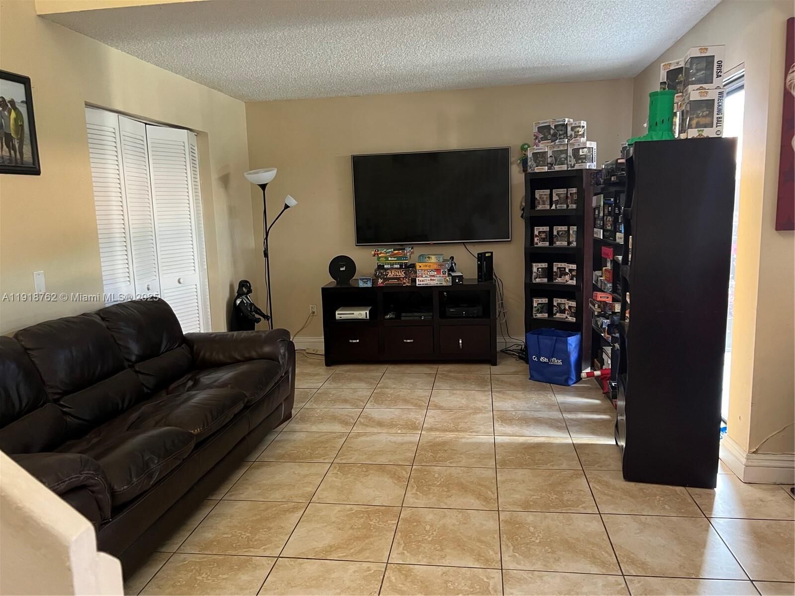 Property Photo:  4900 SW 149th Ct 12C  FL 33185 