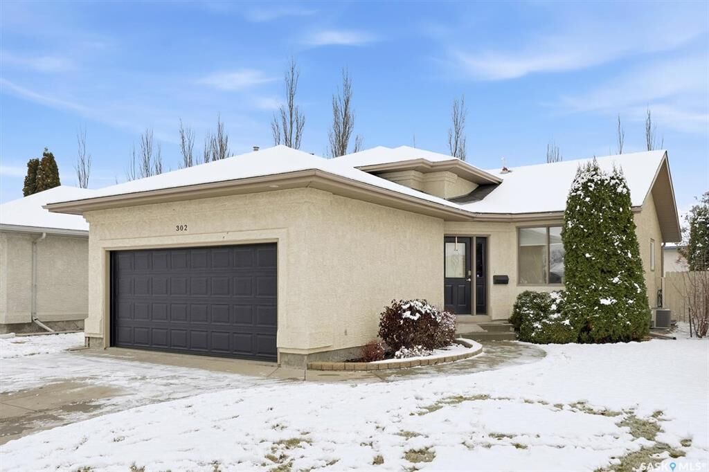 Property Photo:  302 Budz Crescent  SK S7N 4M5 