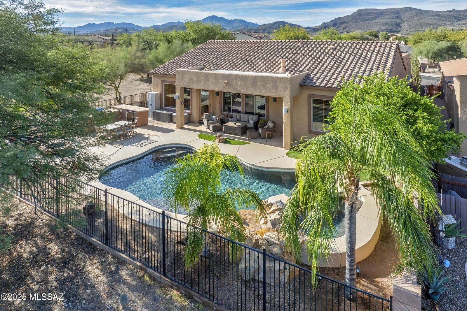 Property Photo:  7942 N Blakey Lane  AZ 85743 