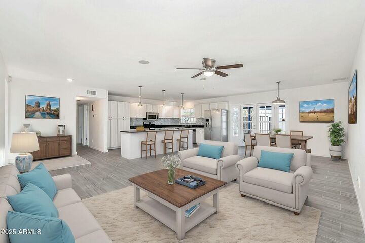 Property Photo: 3922 E Dahlia Drive AZ 85032