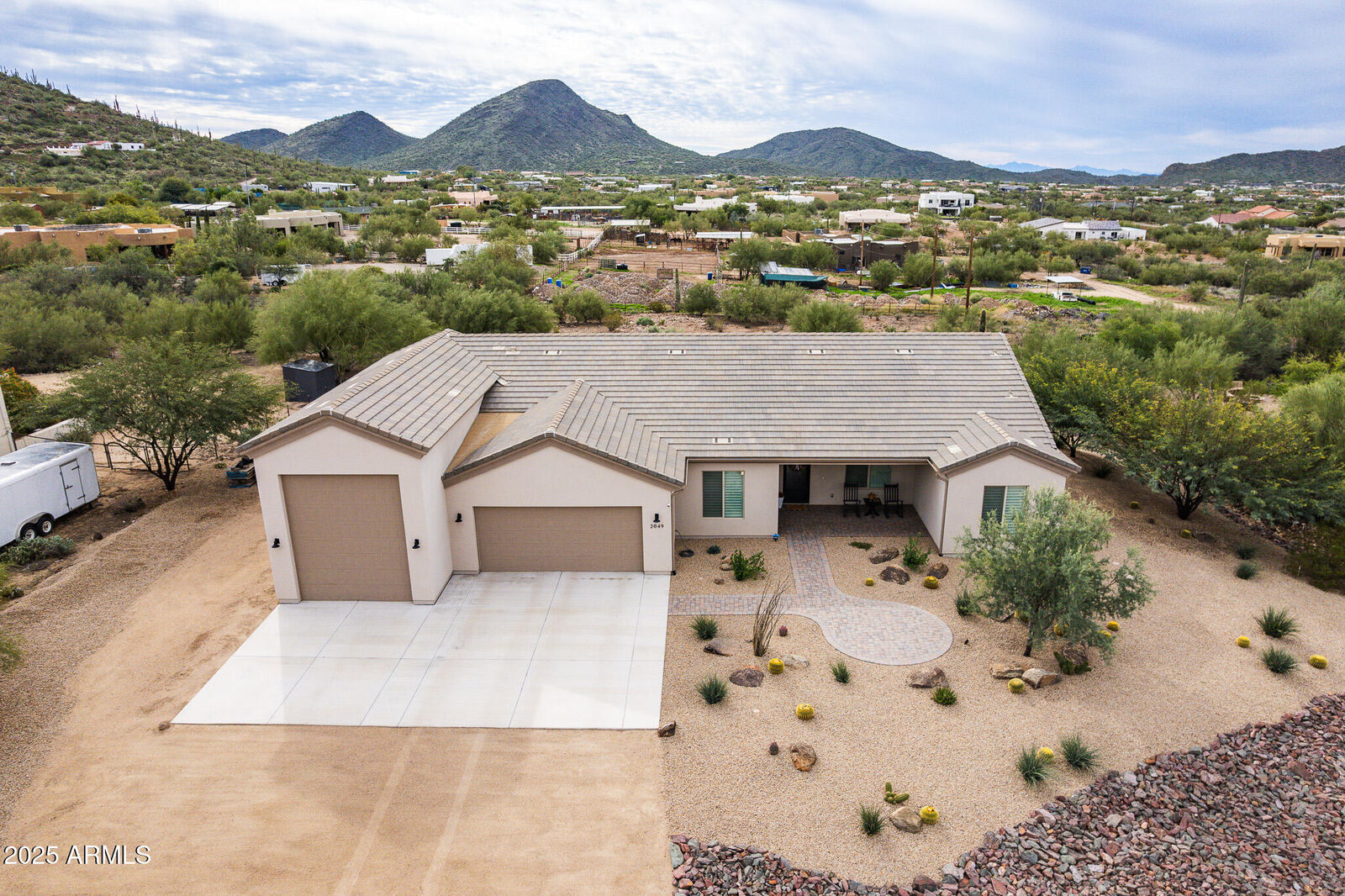 Property Photo: 2049 E Gaffney Road AZ 85087