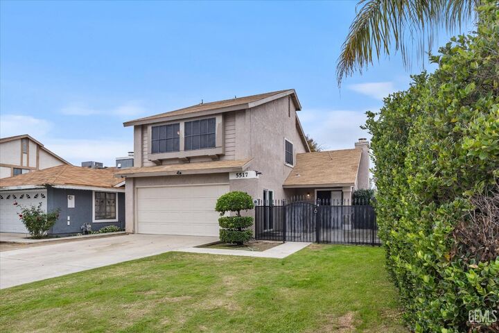 Property Photo: 5517 Monitor Street CA 93307