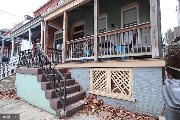 Property Photo:  528 E Orange Street  PA 17602 