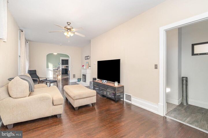 Property Photo: 1820 Regina Street PA 17103