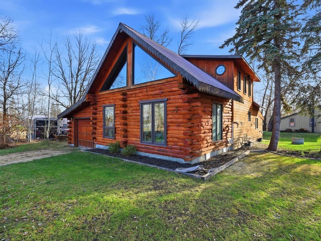 Property Photo:  24 Lakeshore Drive  MB R0A 1T0 