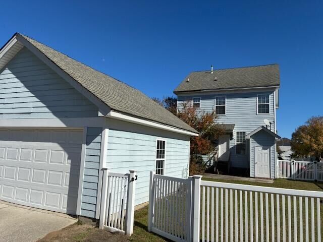 Property Photo:  204 Hydrangea Street  SC 29483 