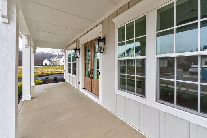 Property Photo:  3290 Briarwood Lane  OH 43035 