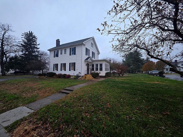 Property Photo:  603 Guilford Road  OH 43113 