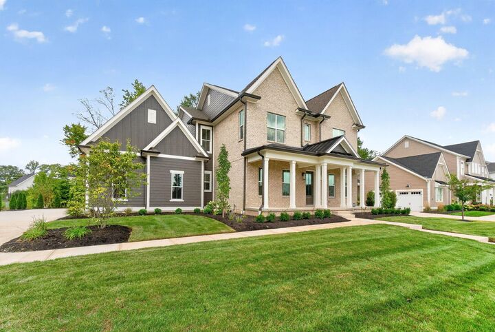 Property Photo:  8280 Canopy Glen Drive  OH 43064 