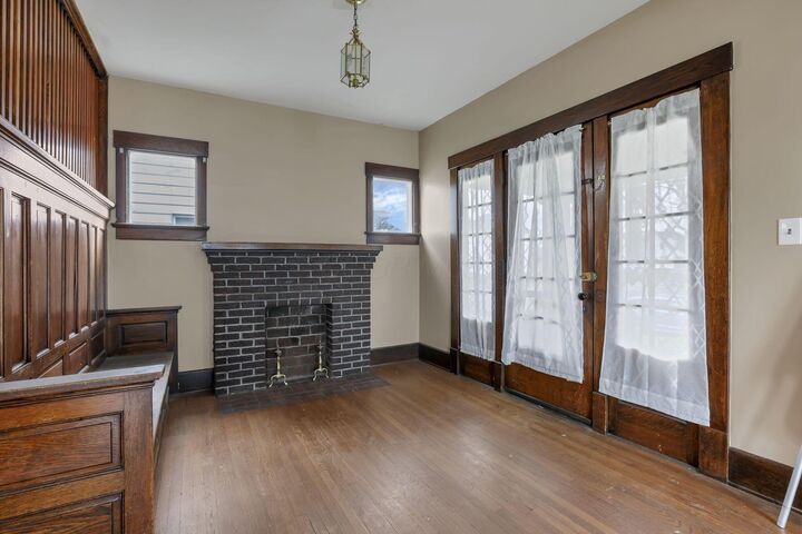 Property Photo:  623 W Main Street  OH 43055 