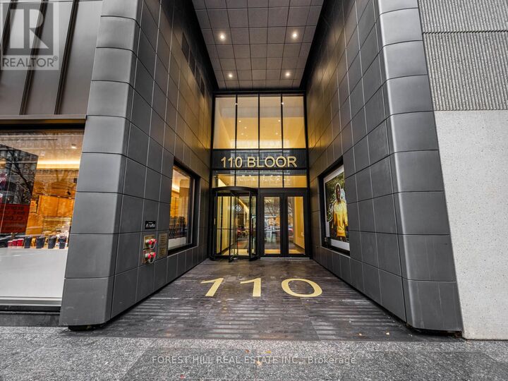 Property Photo:  110 Bloor Street West 1306  ON M5S 2W7 