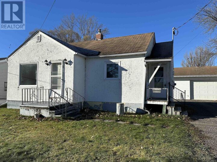 831 Minnie Ave  Fort Frances ON P9A 2P9 photo