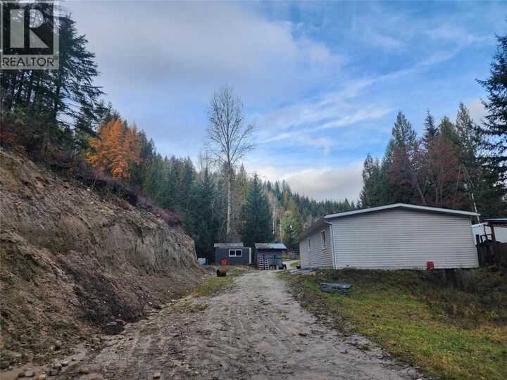 Property Photo: 1539 Mountain Ridge Road BC V1N 4S2