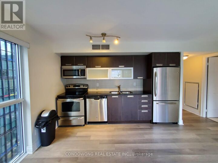 Property Photo: 28 Ted Rogers Way 1102 ON M4Y 2J4
