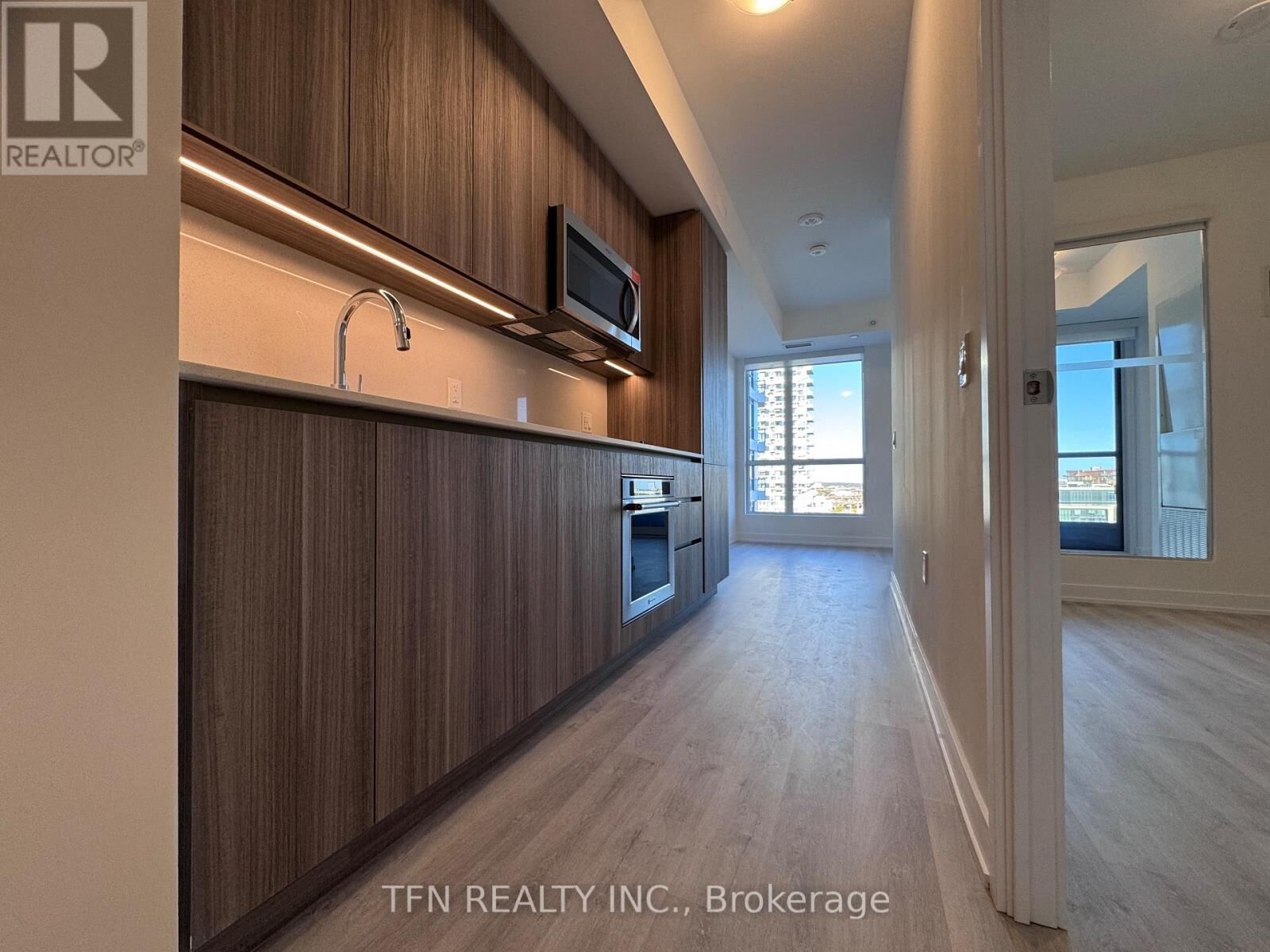 Property Photo:  15 Richardson Street 1611  ON M5A 0Y5 