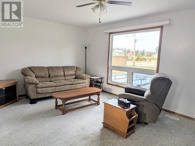 Property Photo:  864 Sandy Beach Rd  ON P8N 0A2 