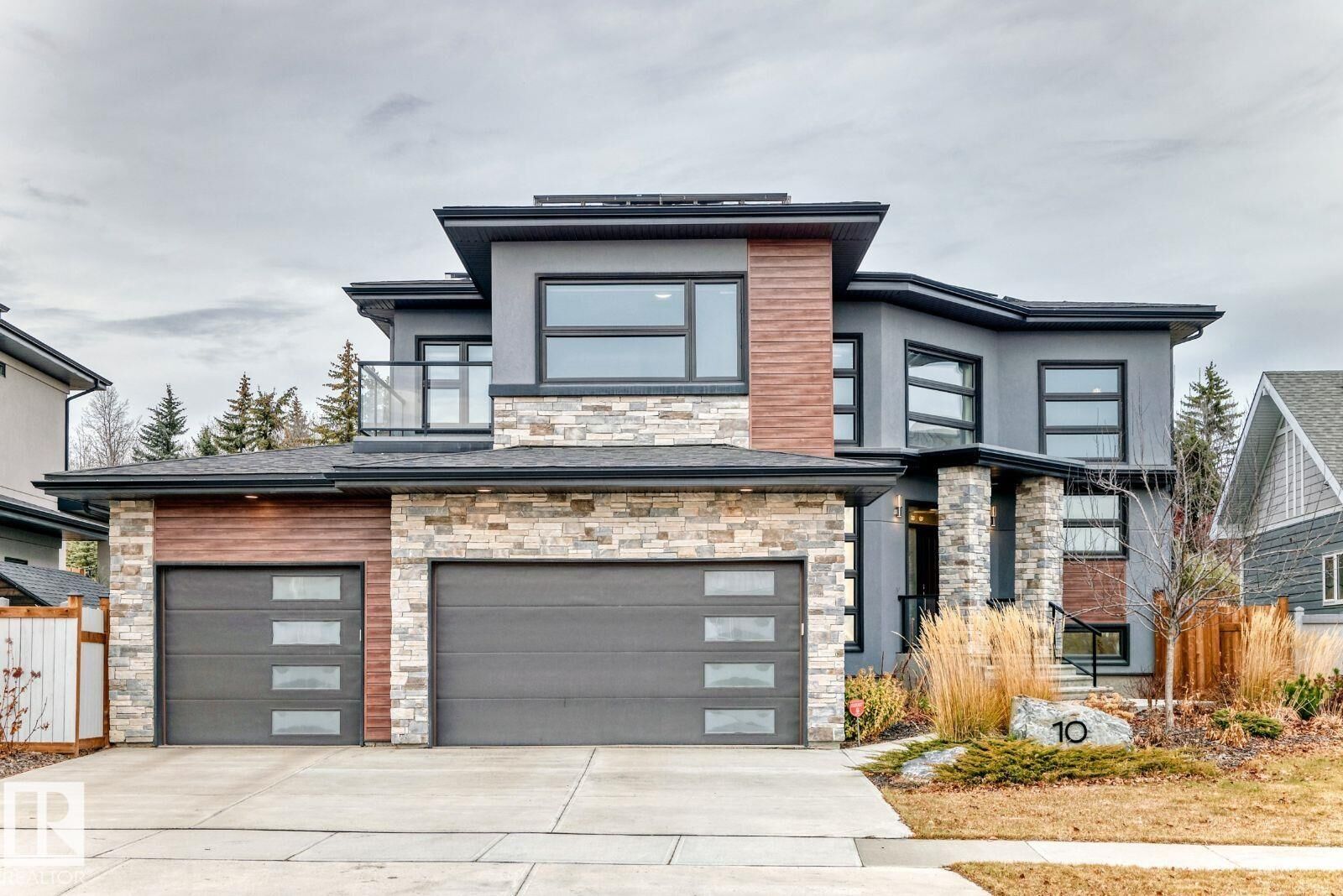 Property Photo: 10 Legacy Terrace AB T8N 7R2