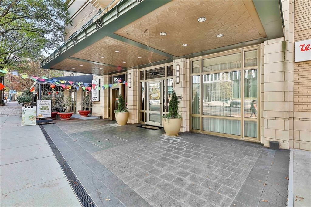 Property Photo:  565 Peachtree Street NE 1511  GA 30308 