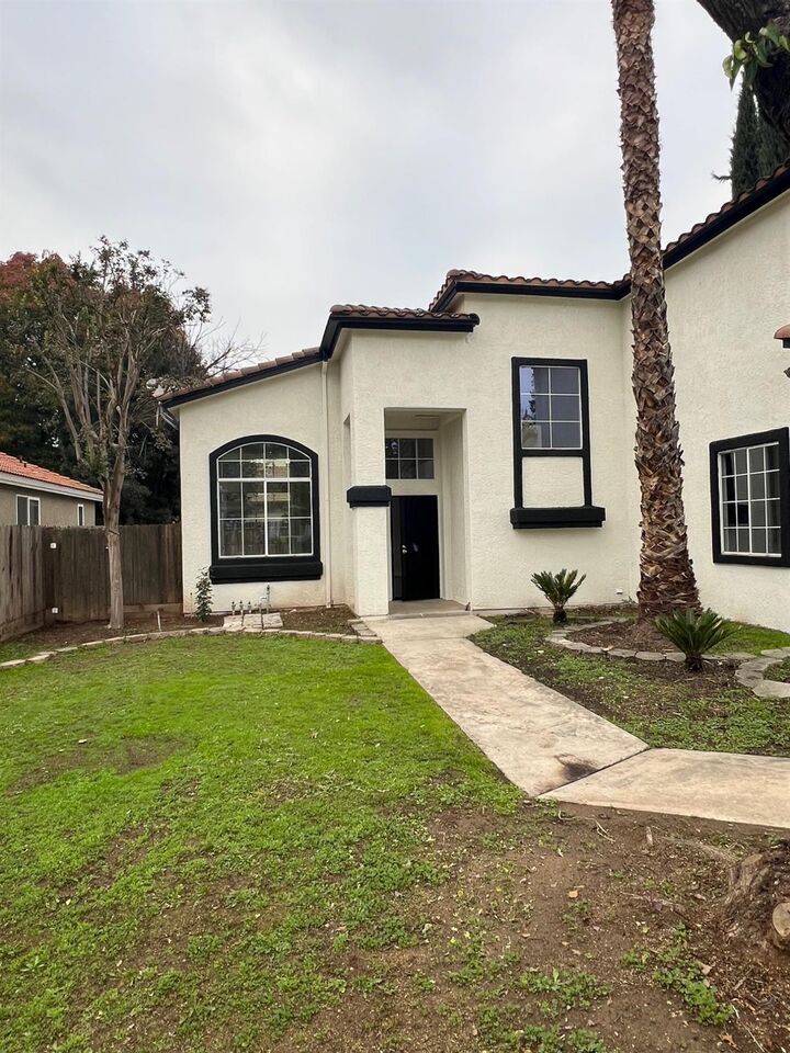 Property Photo: 5930 W Birch Avenue CA 93722