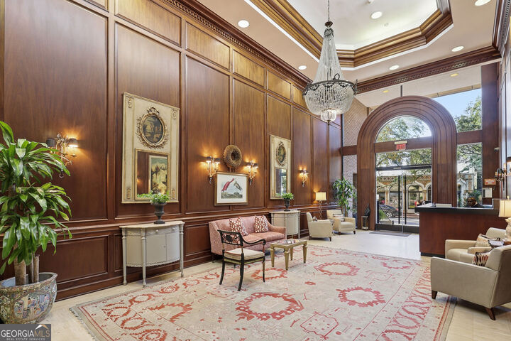 Property Photo:  300 Bull Street 404A  GA 31401 