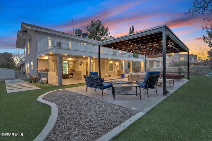 Property Photo: 621 Rosinante Road TX 79922