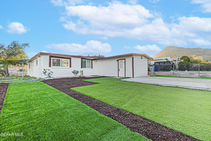 Property Photo: 3632 Flory Avenue TX 79904