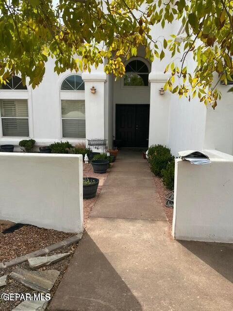 Property Photo: 6357 Calle Del Rio TX 79912