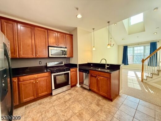 Property Photo: 6402 Brookhaven Ct 6402 NJ 07457
