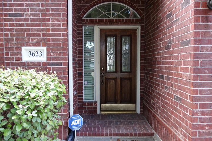 Property Photo:  3623 Chatwood Drive  TX 77584 