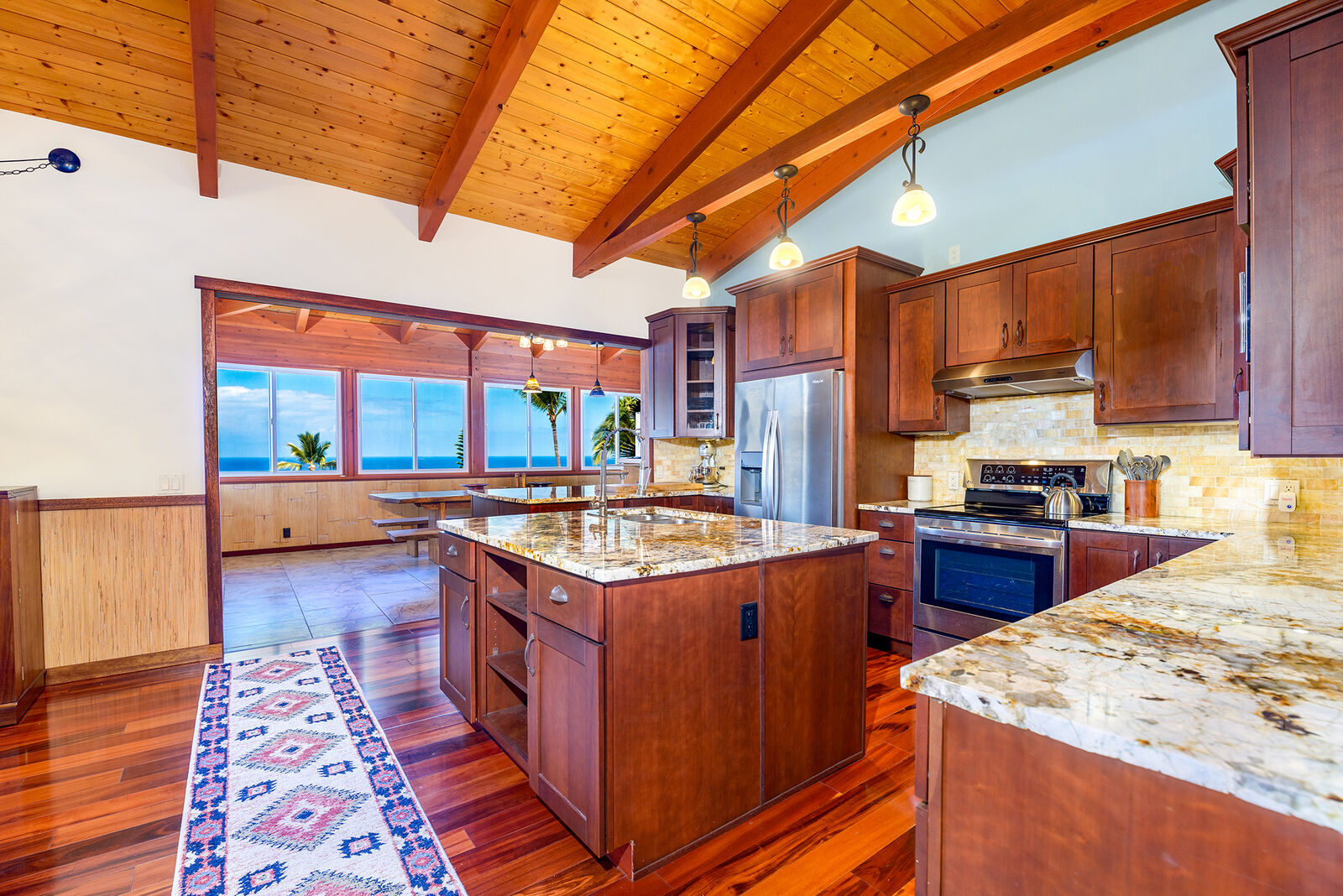 Property Photo: 76-6319 Leone St HI 96740