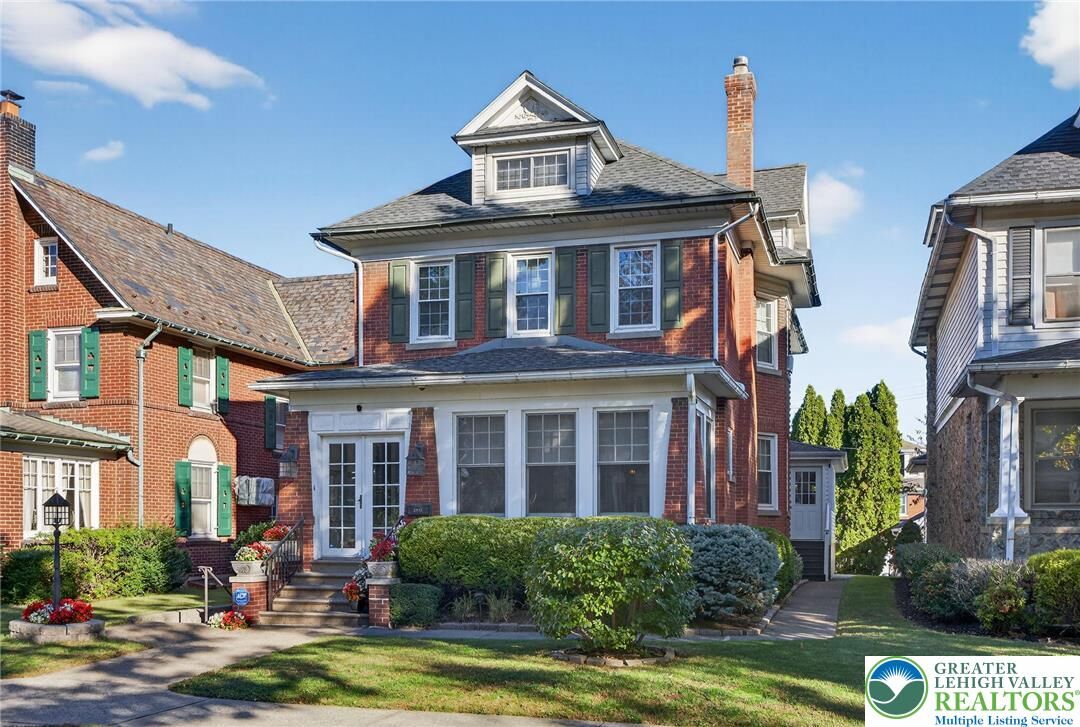 Property Photo:  1937 Washington Boulevard  PA 18042 