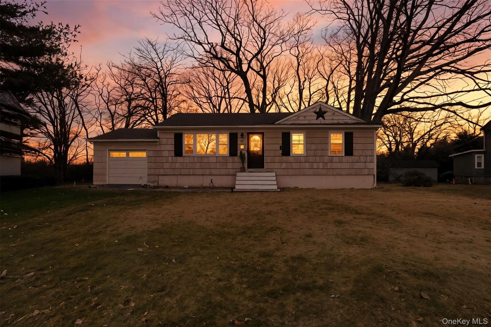 Property Photo: 22 Hovenkamp Avenue NY 10954