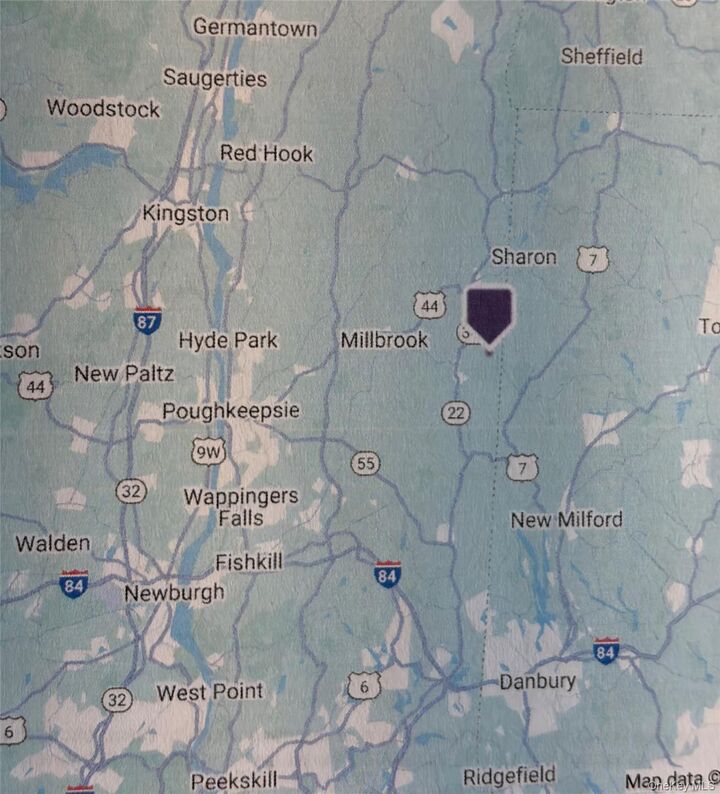 Property Photo: 80 Hunter Lane NY 12592