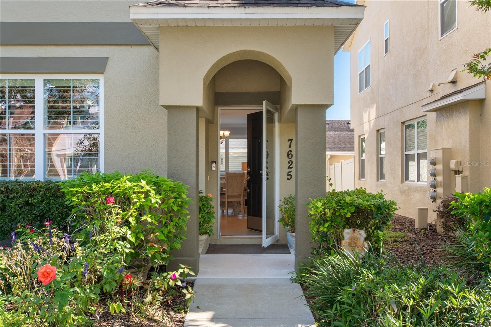 Property Photo:  7625 Sutherton Lane  FL 34786 