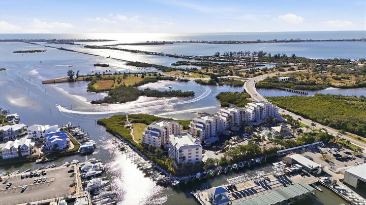 Property Photo: 13113 Gasparilla Road 403 FL 33946