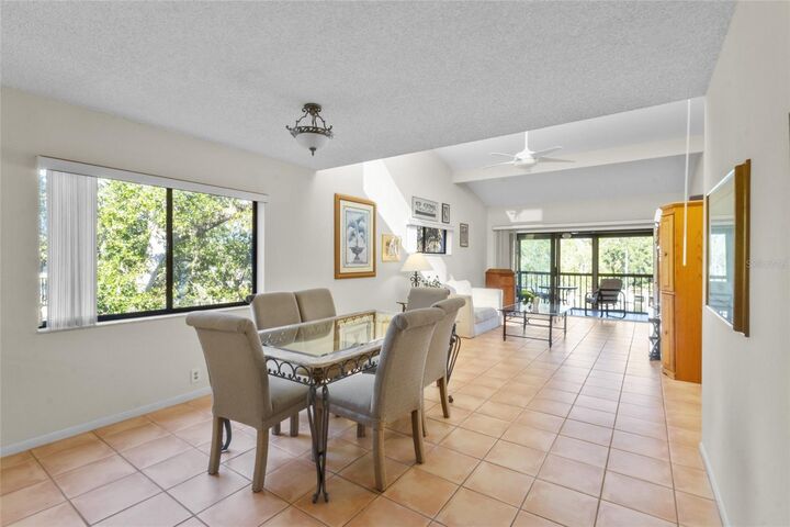 Property Photo: 1621 Boathouse Circle 220 FL 34231