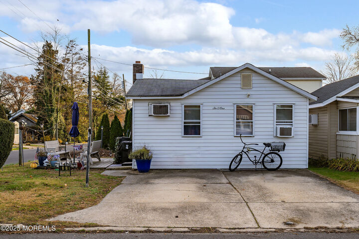 Property Photo: 601 Central Avenue NJ 07762