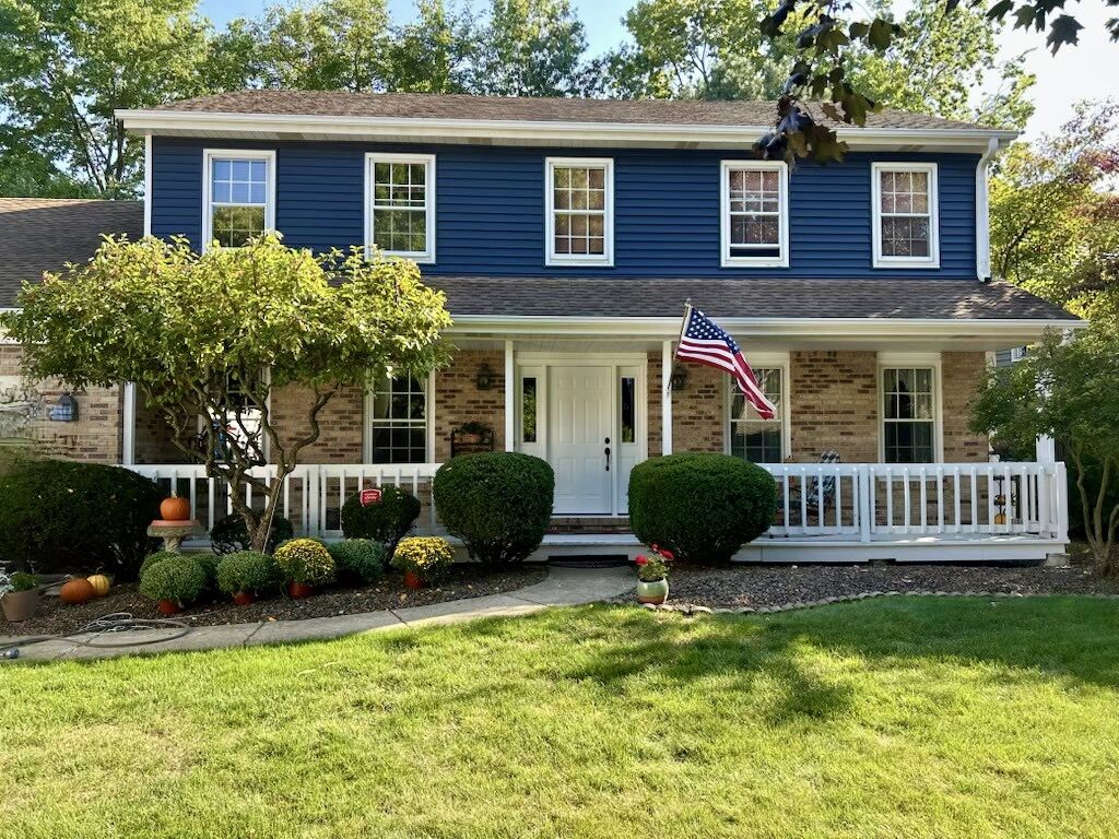 Property Photo: 1120 Colgate Court IL 60565