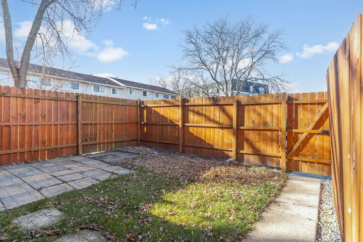 Property Photo:  3065 Kingston Court  IL 60107 