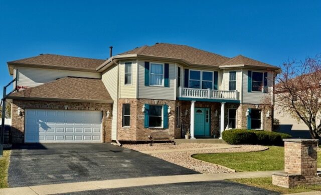 Property Photo: 2021 Willow Brook Drive IL 60914