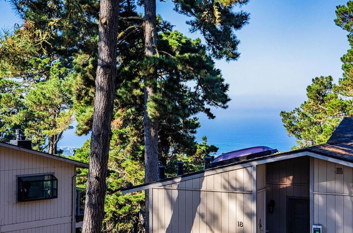 Property Photo:  250 Forest Ridge Road 27  CA 93940 