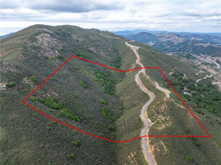 Property Photo:  13730 Falcon  CA 93422 