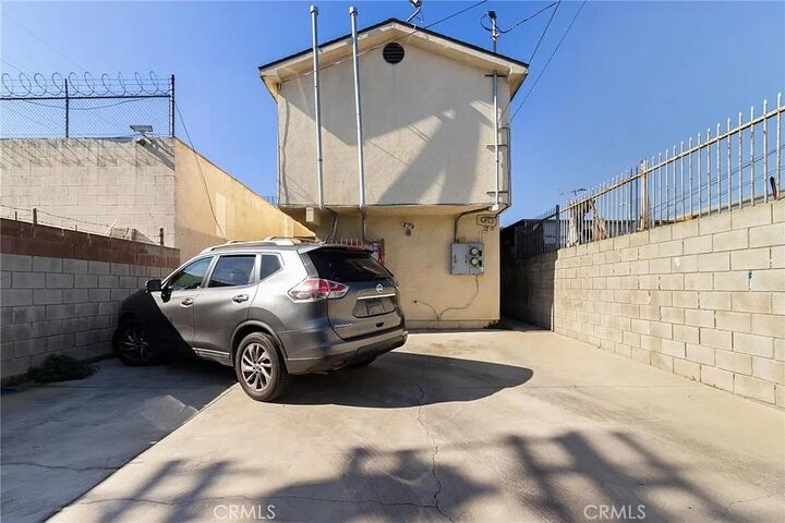 Property Photo:  9714 S Main Street  CA 90003 