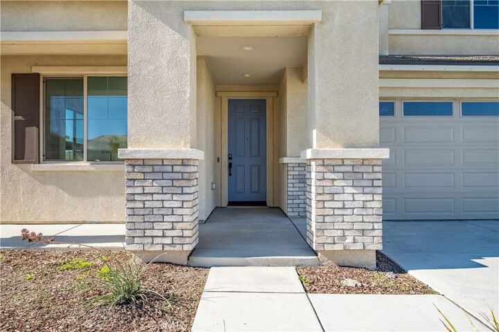 Property Photo:  4796 Albatross Ave  CA 92571 