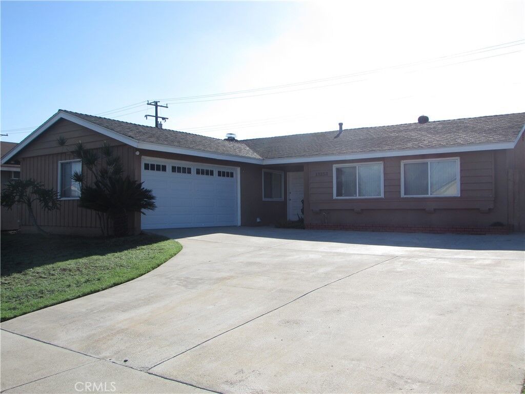 Property Photo:  13252 Loumont  CA 90601 