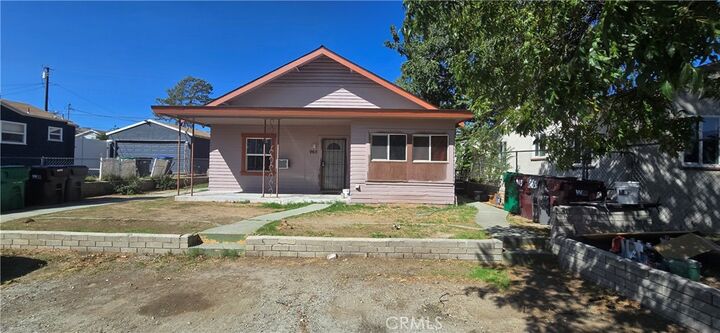 Property Photo: 955 W Hays CA 92220