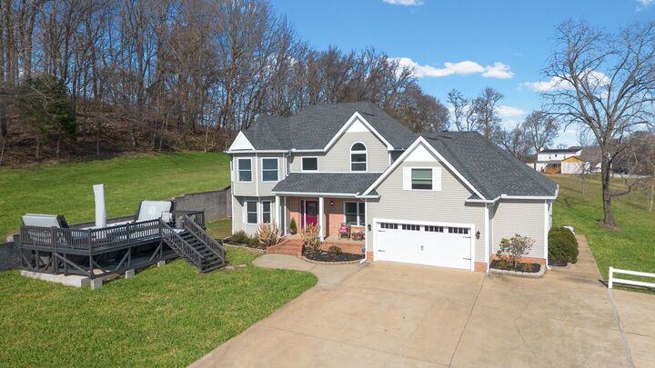 Property Photo:  1640 Ramblewood Dr  TN 37091 