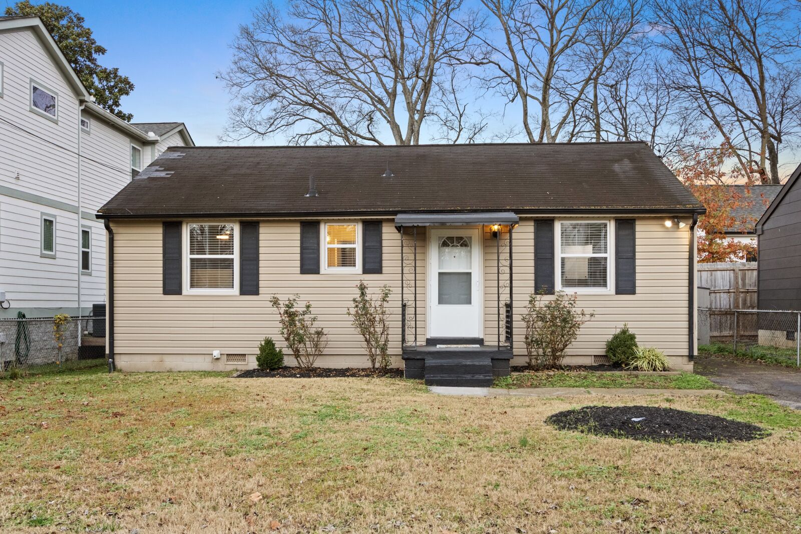 Property Photo:  5920 Carl Pl  TN 37209 