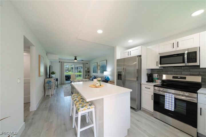 Property Photo: 16881 Davis Road 716 FL 33908