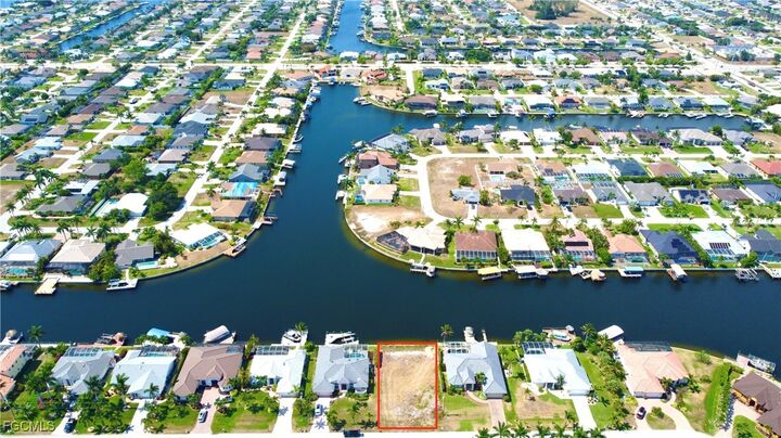 Property Photo: 2217 SW 50th Street FL 33914